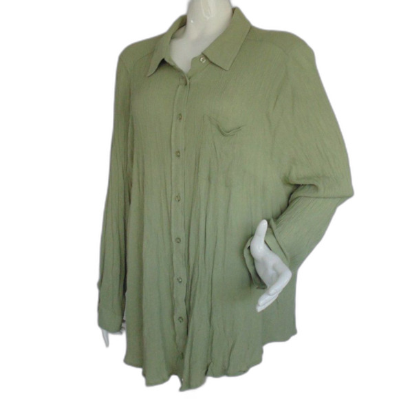 TORRID Blouse, 4/4X, Light Green crinkle, Long sleeves, Pocket, Button Front - Picture 3 of 13